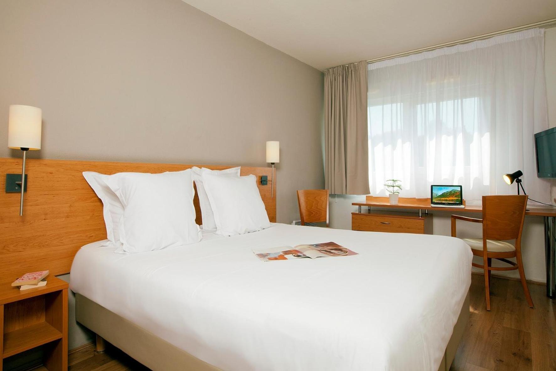 Sejours & Affaires Poitiers Lamartine Exterior foto